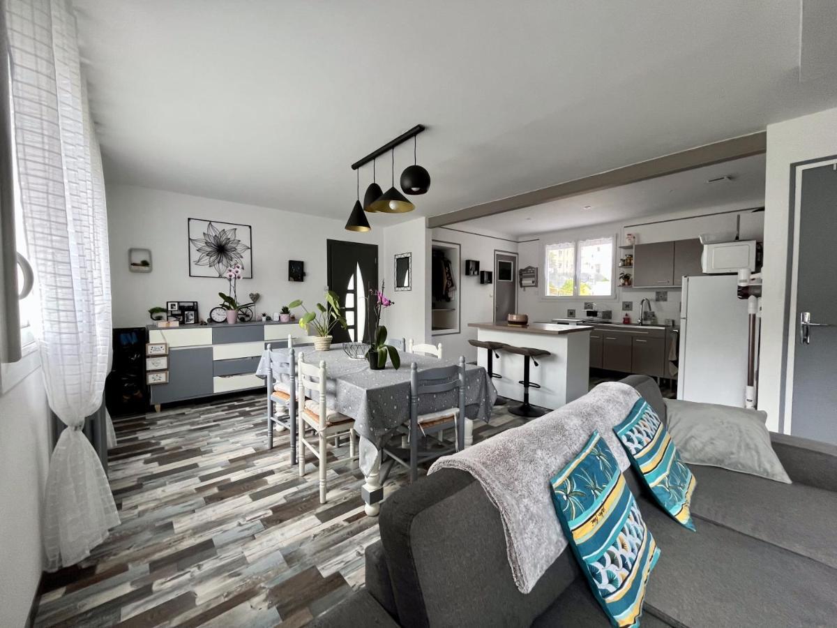Maison Avec Jardin Centre Holiday home *